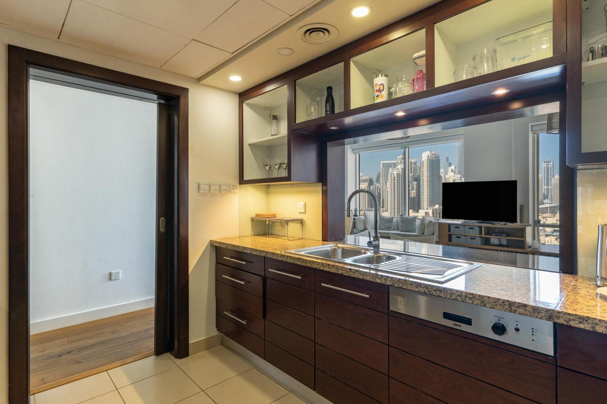 Chic 2Br Apartment, Prime Location Near Dubai Mall - Allsopp&Allsopp Zewnętrze zdjęcie